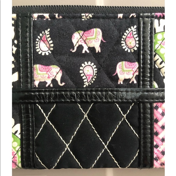 Vera Bradley Wristlet - Picture 11 of 13